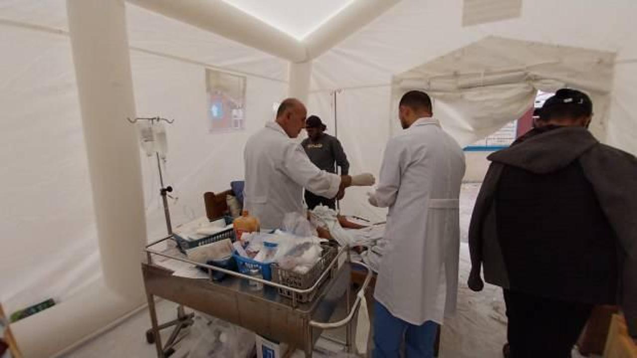 El Aksa Şehitler Hastanesi doldu yaralılar çadırda tedavi ediliyor