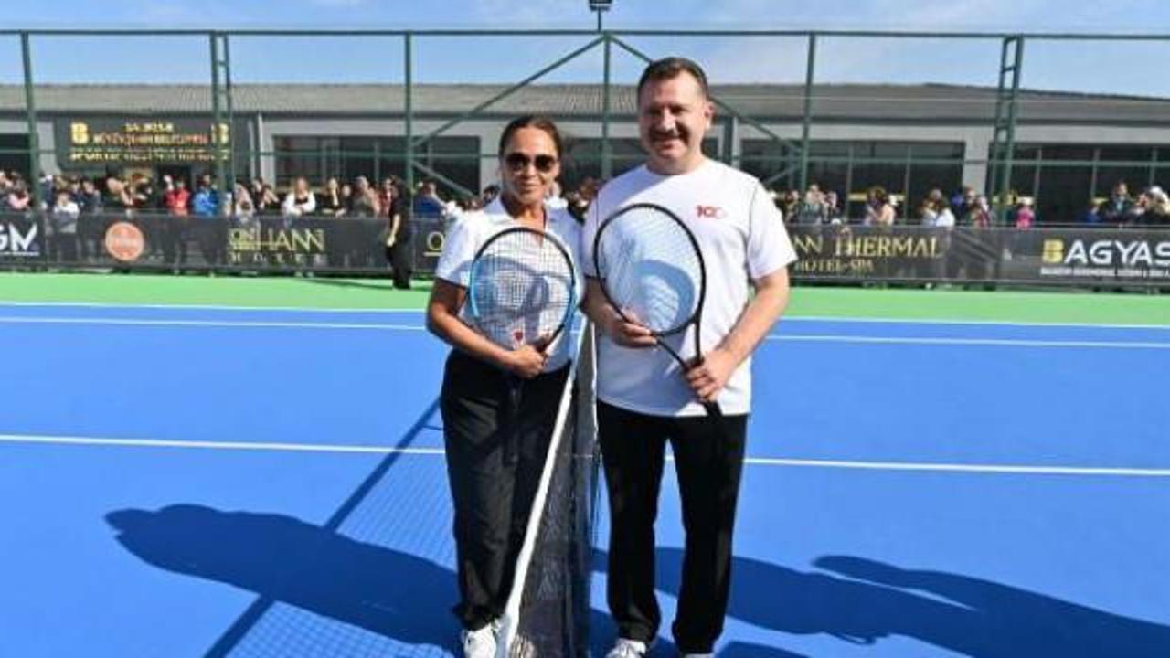 Hülya Avşar’dan adaylık açıklaması