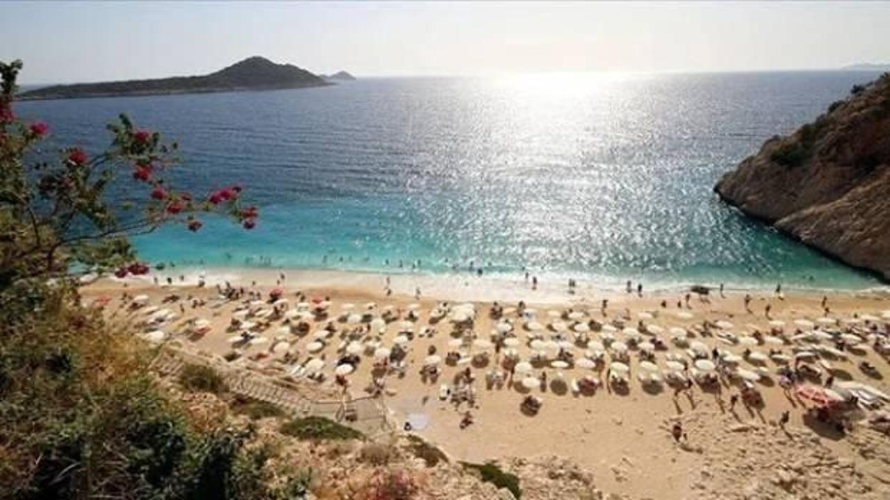 Turizmde 2028 hedefi 100 milyar dolar