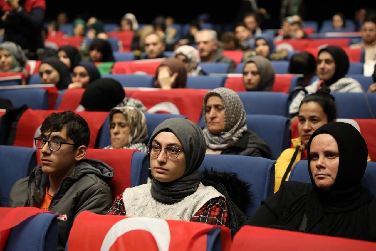 Esenler'de anlamlı etkinlik... Gelirleri Filistin'e bağışlanacak