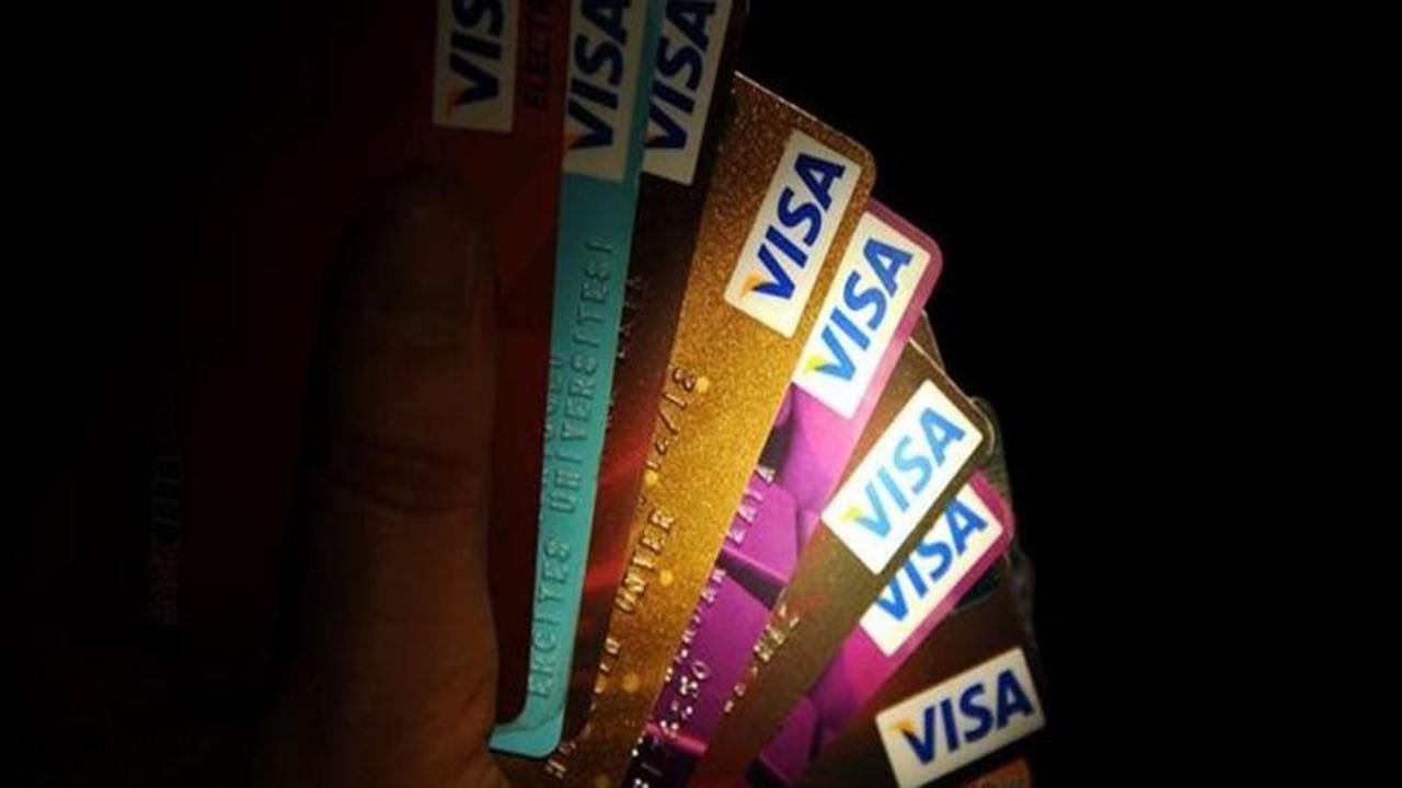 Kredi kartı harcamaları arttı