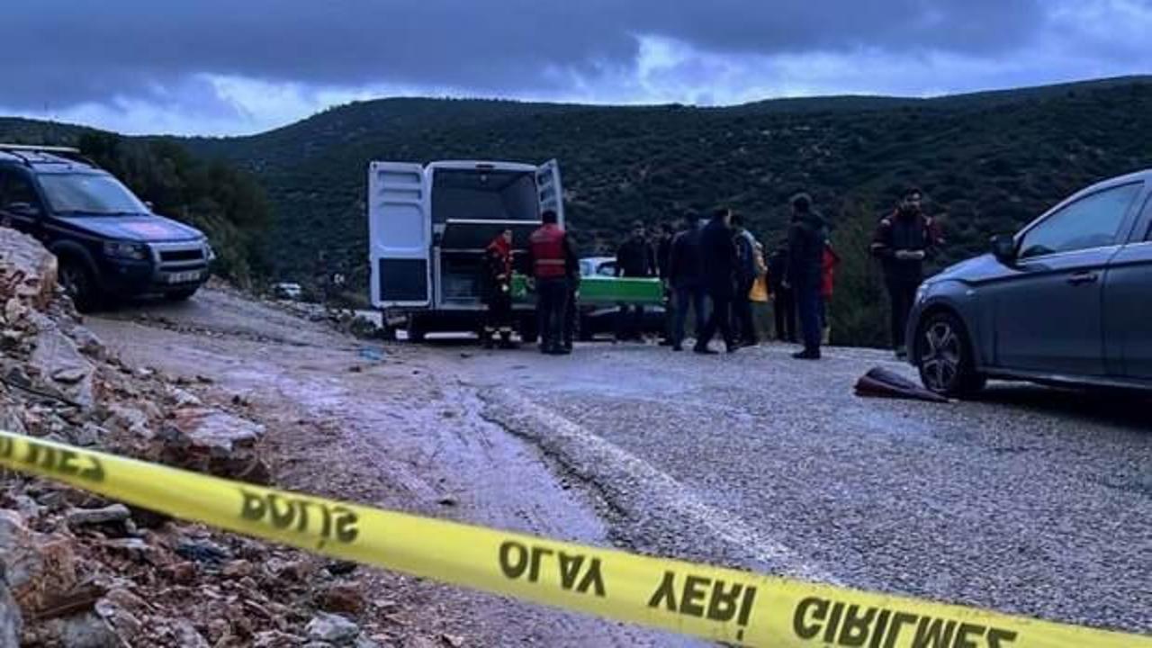 Anne ile kızının çarşafa sarılı halde cesedi bulundu