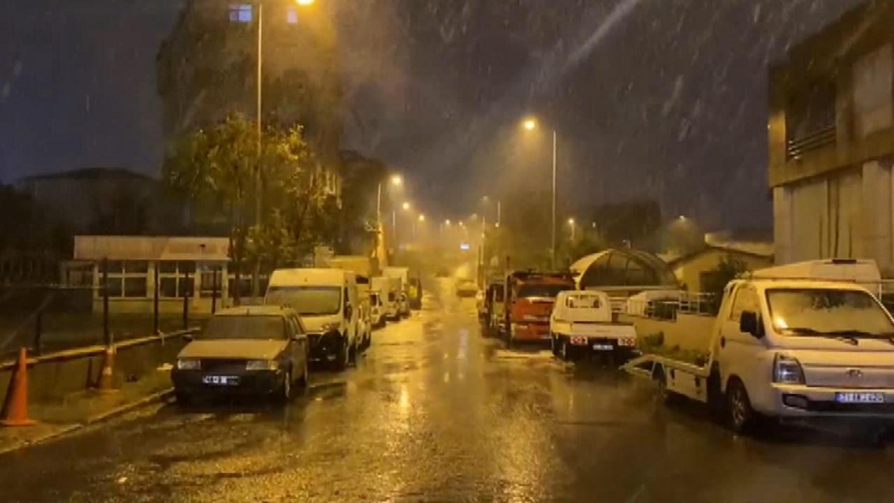 İstanbul’da bazı bölgelerde kar yağışı başladı