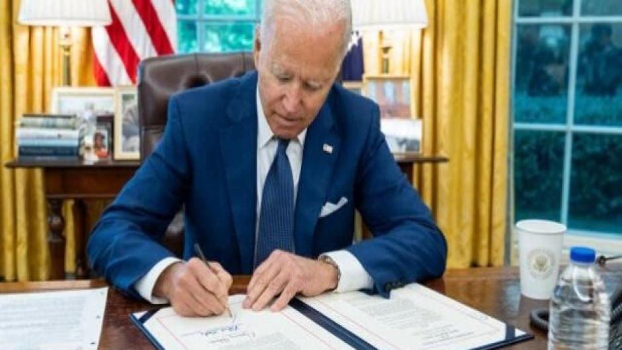 Biden krizi önleyen imzayı attı