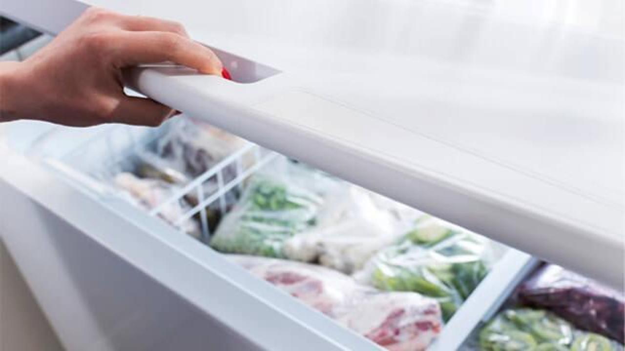 Dondurucunun buzu nasıl çözülür? Buzlanma yapan dondurucuyu temizleme adımları…