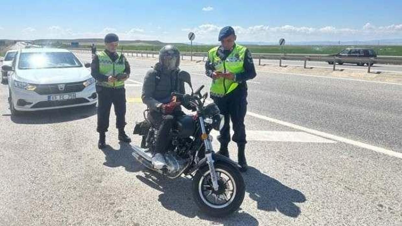 16 motosiklet sürücüsüne 127 bin TL ceza kesildi