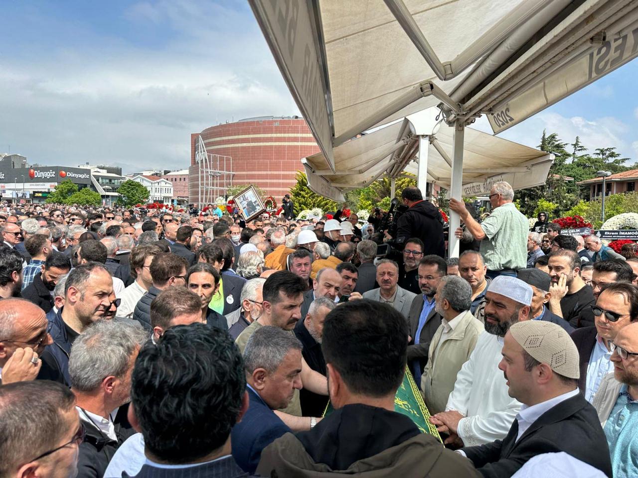 Ebediyete uğurlanmak üzere memleketine gönderildi: Anadolu irfanının temsilcisiydi