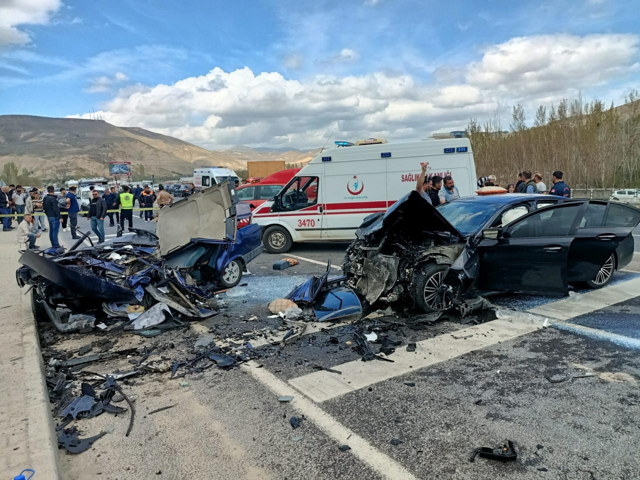 Malatya’da feci kaza: 3 ölü, 5 yaralı