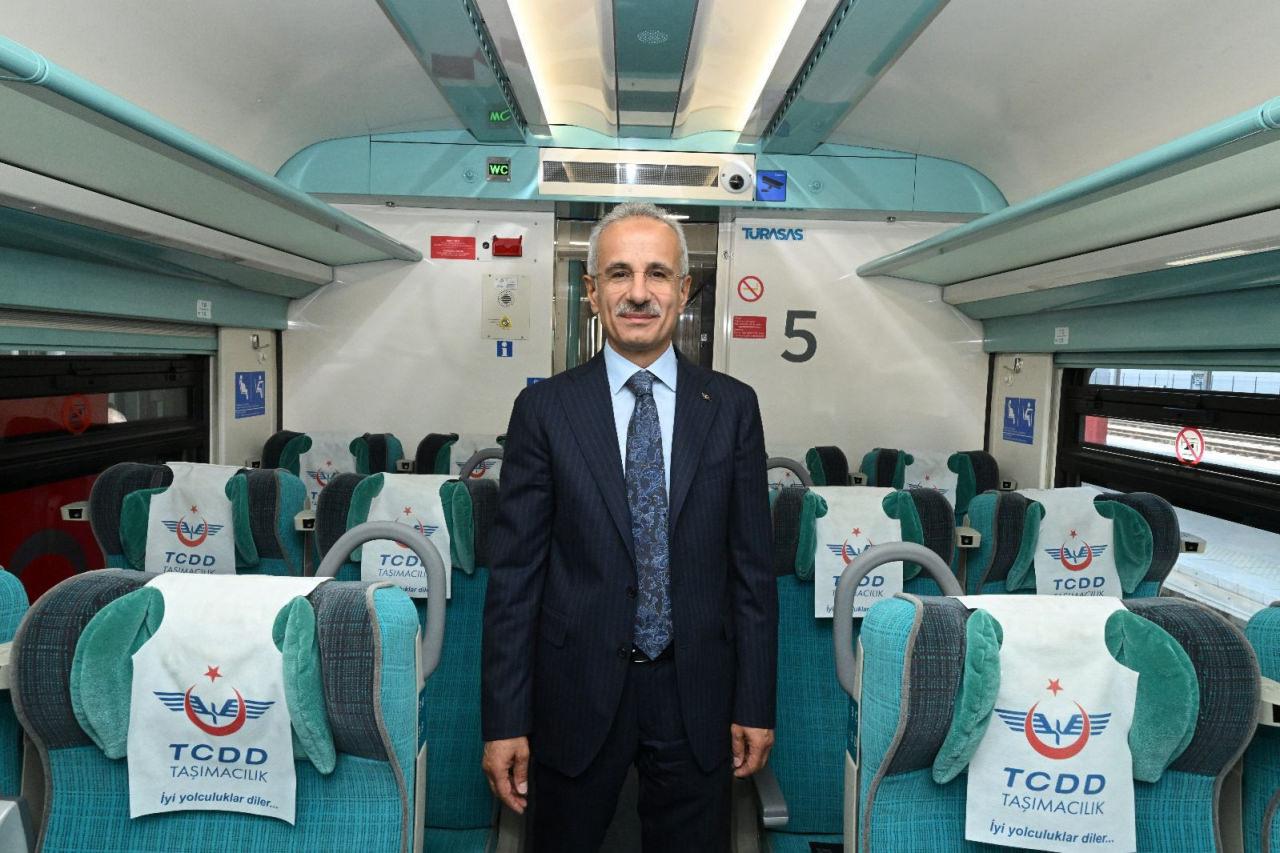 Sivas ile İstanbul arasında ekspres ve aktarmasız yüksek hızlı tren seferleri başlıyor