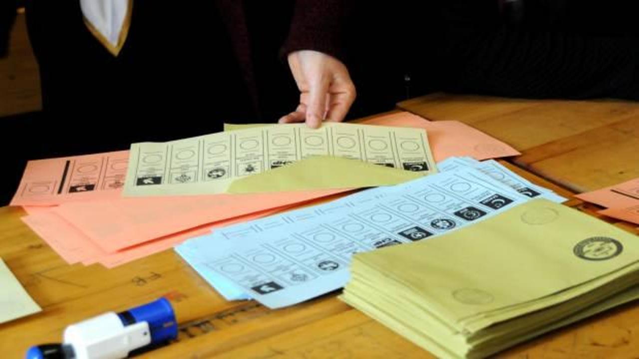 Abdülkadir Selvi, çarpıcı anket sonuçlarını paylaştı: Yıllar sonra ilk kez…