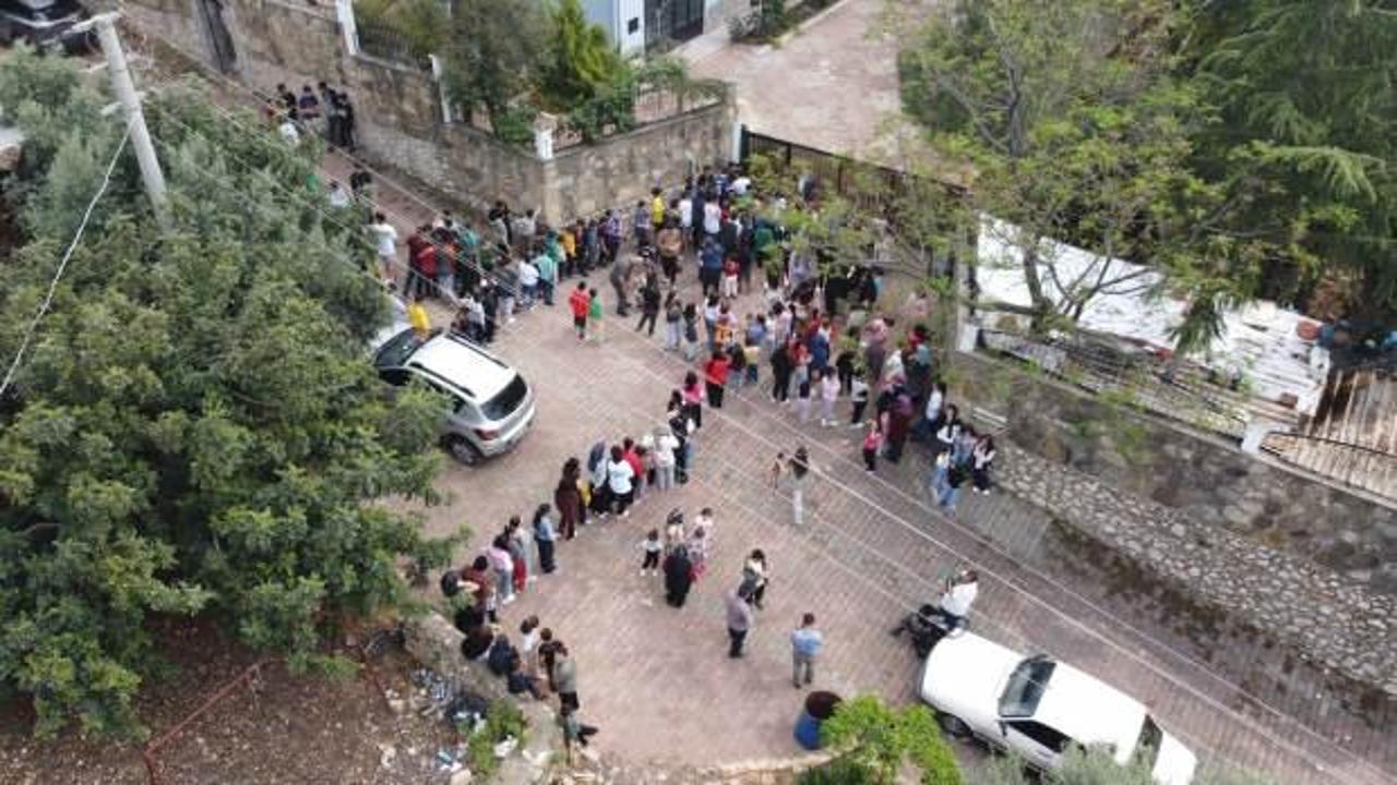 Adana’da çocukların bayram harçlığı kuyruğu