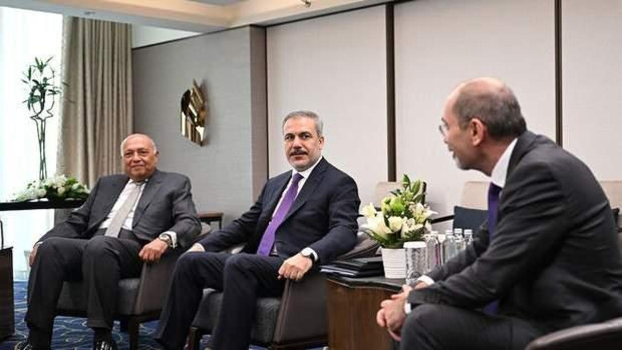 Bakan Fidan, Riyad’da kritik toplantıya katıldı