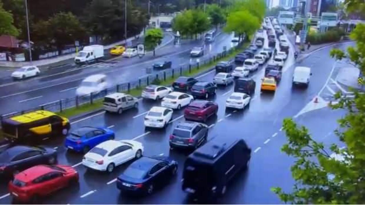 Beşiktaş’taki feci kazanın görüntüleri ortaya çıktı: Uçarak karşı yöne geçmiş