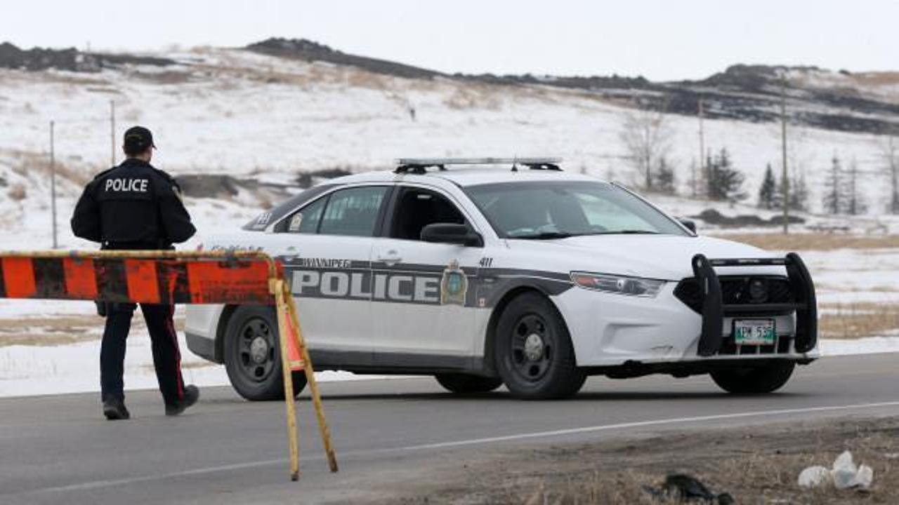 Kanada’da alçak saldırı! İki kişi balta ve bıçakla camiye saldırdı