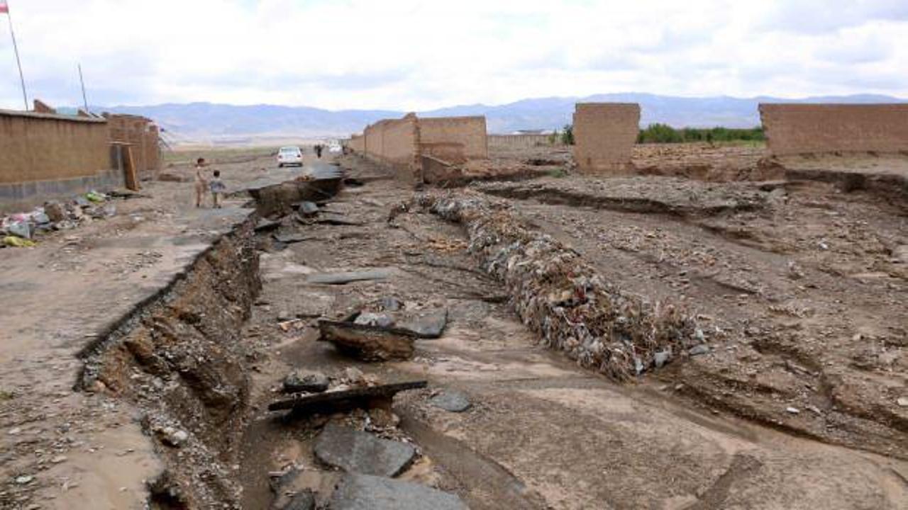 Pakistan’da buzulların erimesi sebebiyle sel uyarısı verildi