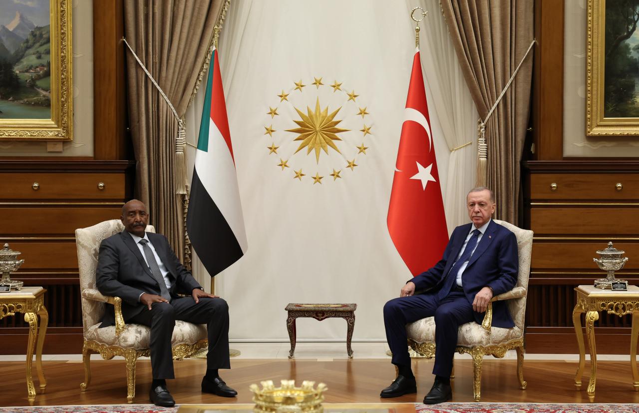 Cumhurbaşkanı Erdoğan, Sudan Egemenlik Konseyi Başkanı El Burhan ile görüştü