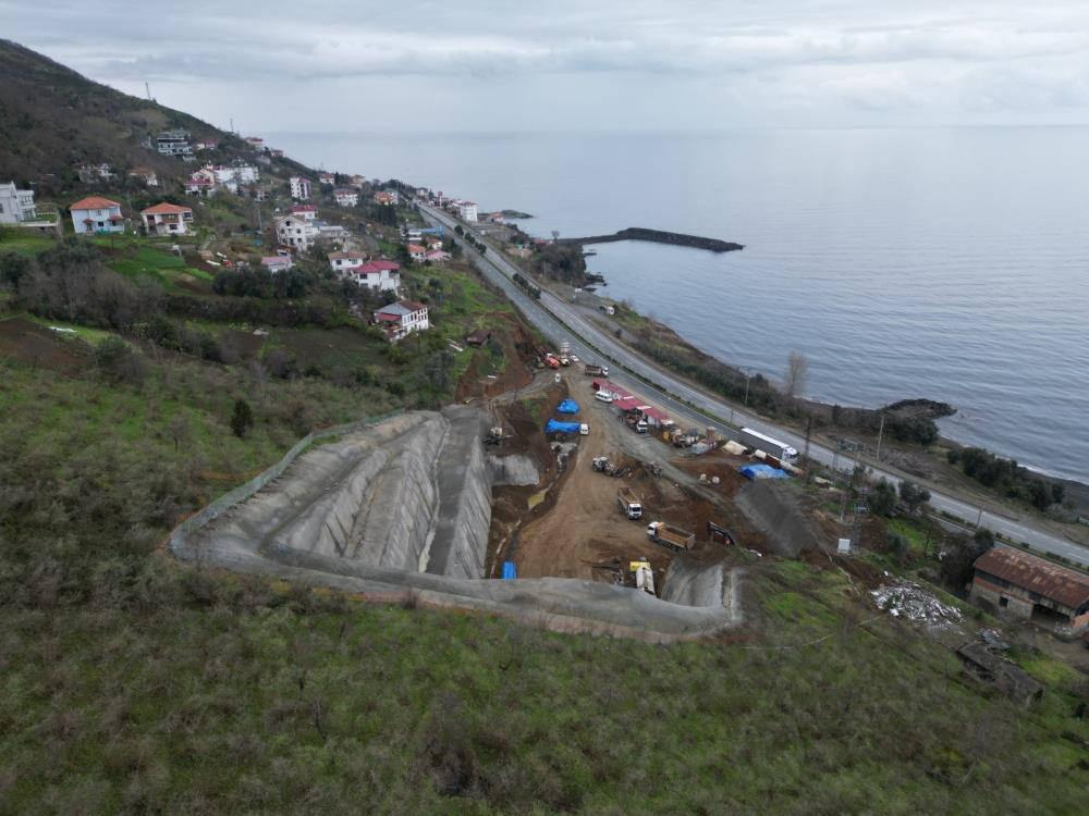 Dağlar delinecek, ilçeler birbirine tünelle bağlanacak