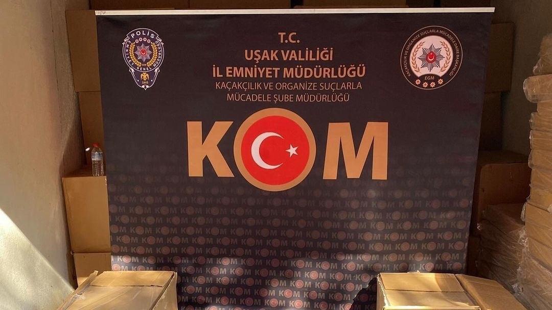 Uşak'ta kaçakçılık operasyonu: Çok sayıda makaron ele geçirildi