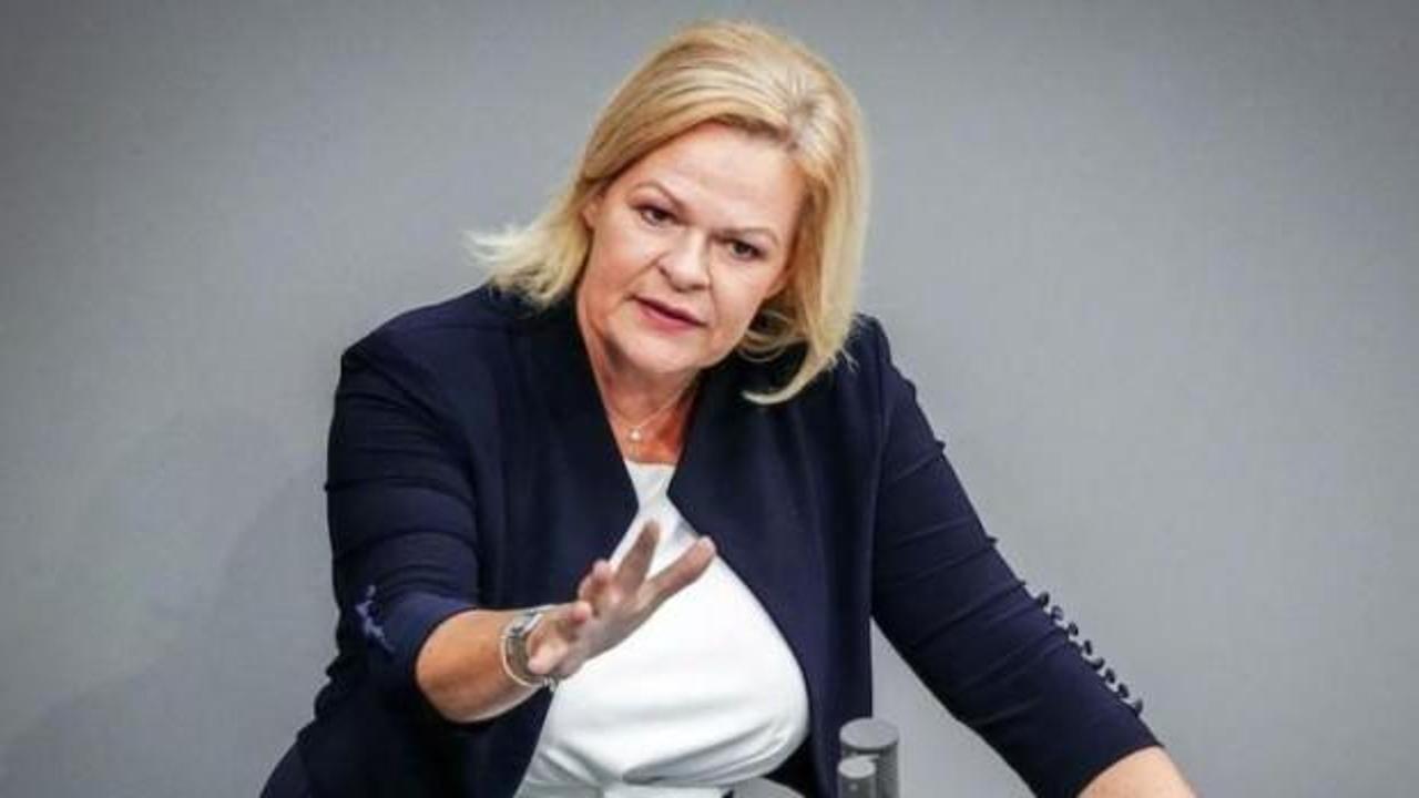 Almanya: Şeriat ve hilafet isteyenler yanlış yerde