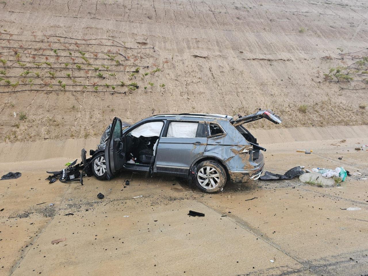 Feci kaza: Otomobil su kanalına girdi: 1 ölü, 3 yaralı