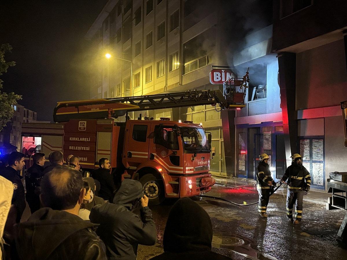 Kırklareli'nde korkutan yangın: 2'si çocuk 3 kişi hastaneye kaldırıldı