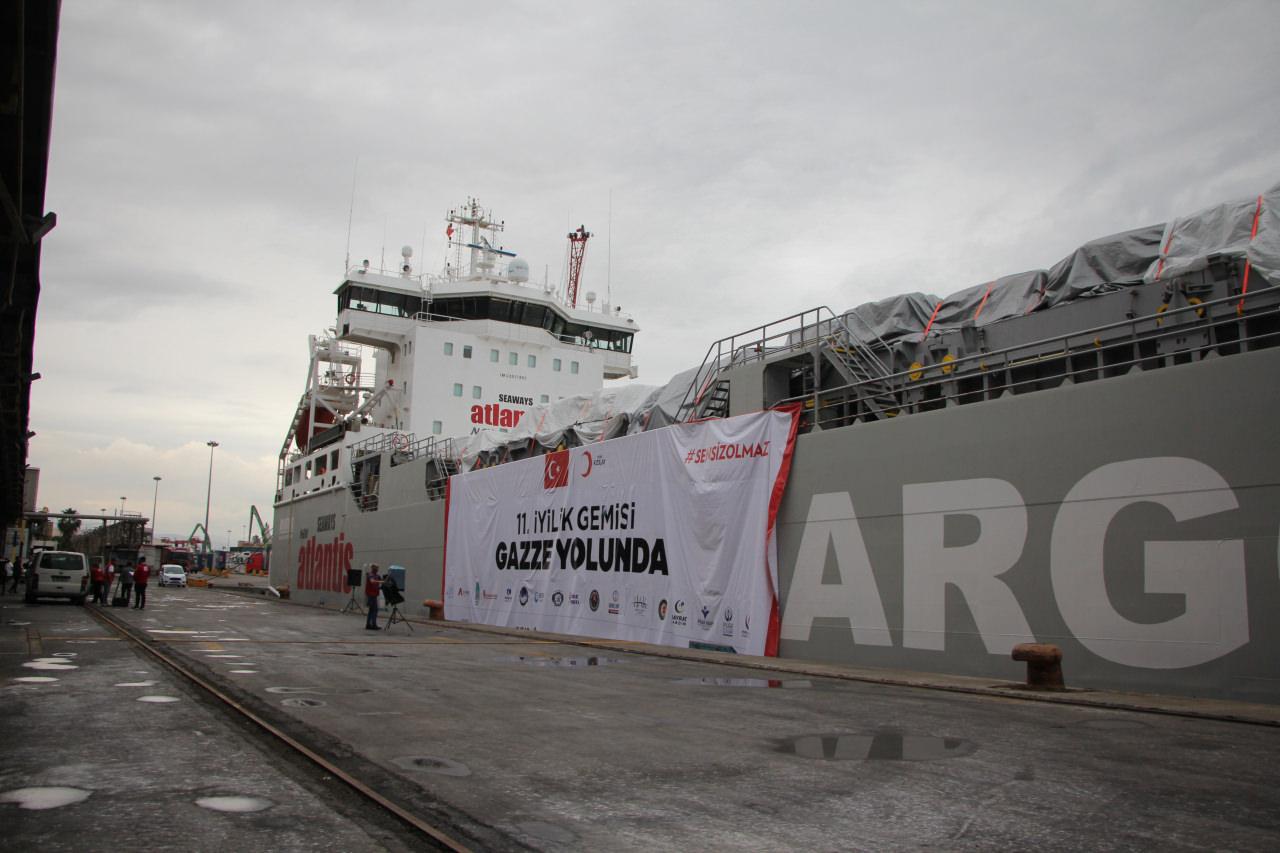 Yeni 'İyilik Gemisi' Mersin'den Gazze'ye uğurlandı