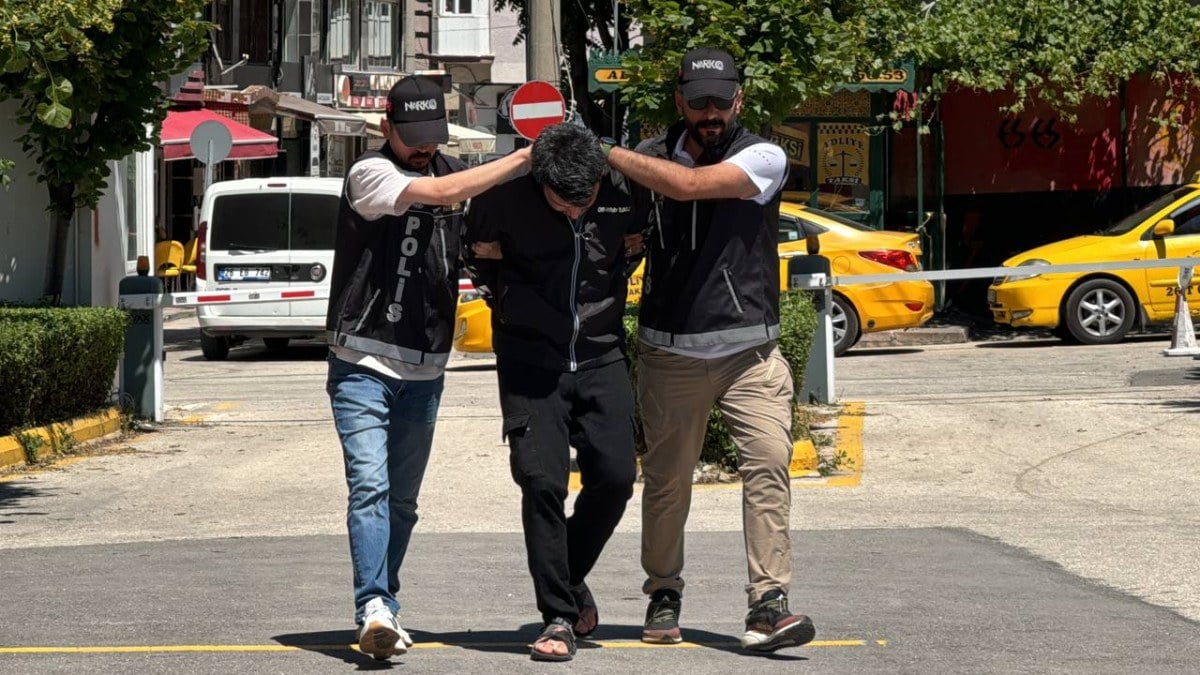 Eskişehir’de Polis Kovalamacası: Aracından 1 Kilogram Uyuşturucu Çıktı