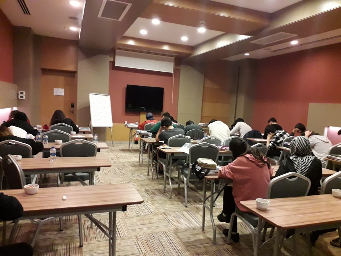 Başakşehir’de Sinan Tanrıverdi Eğitim Kurumları ile TYT Kurslarıyla Başarıyı Yakalayın