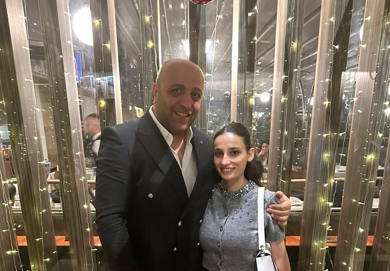 Erol Sökmez, Sevdikleriyle Bir Arada Olmanın Tadını Çıkardı