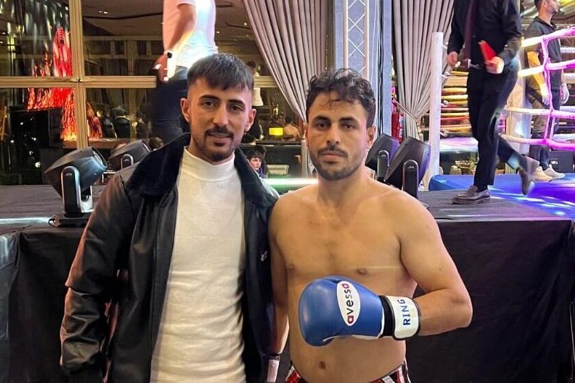 Ali Cüngü: Dövüşçülük Kariyerinde Engelleri Aşarak Zafer Kazanmak