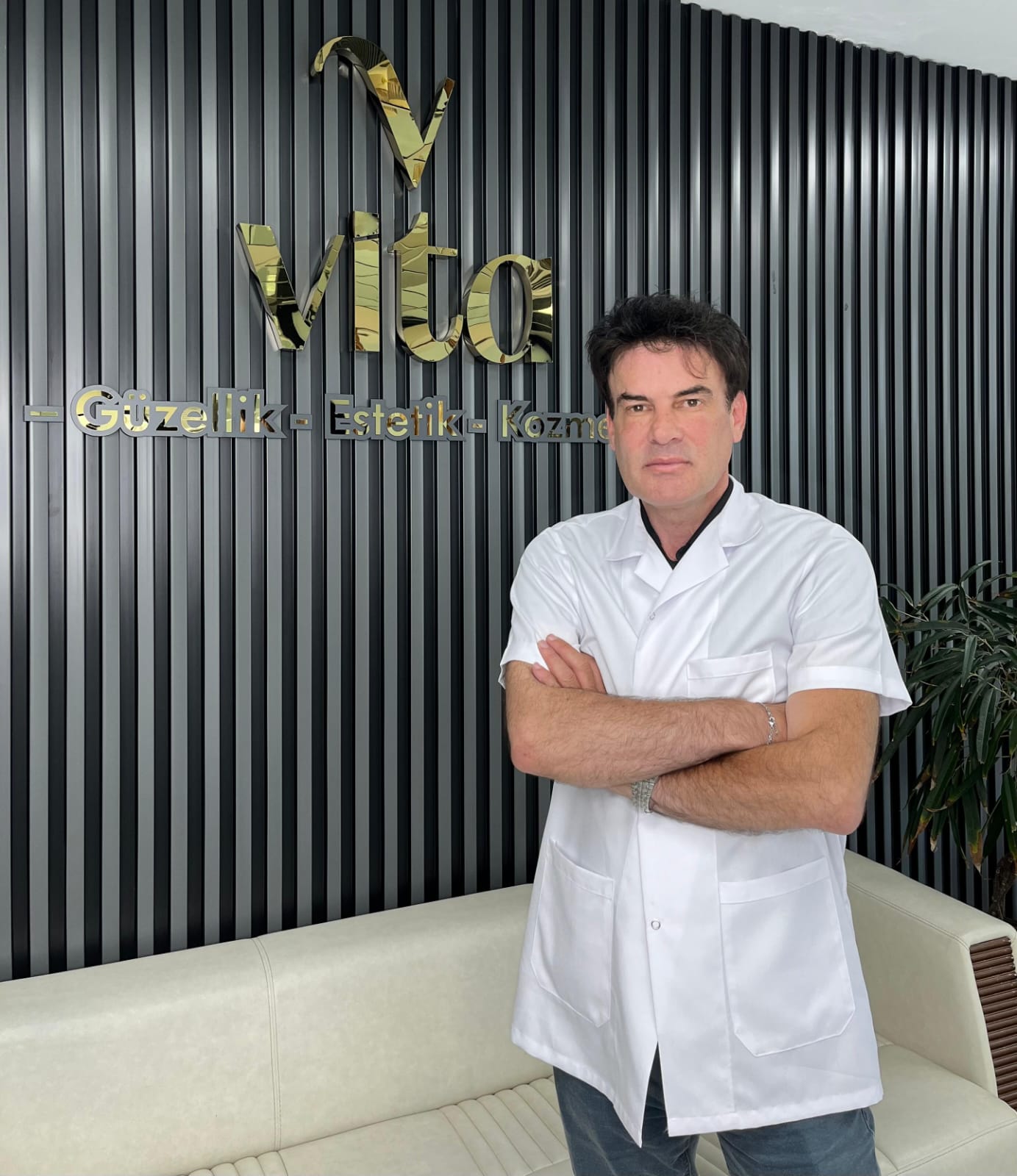 Plastik, Rekonstrüktif ve Estetik Cerrahi Uzmanı Op. Dr. Murat Acar ile Estetikte Sanat ve Bilimin Buluşması