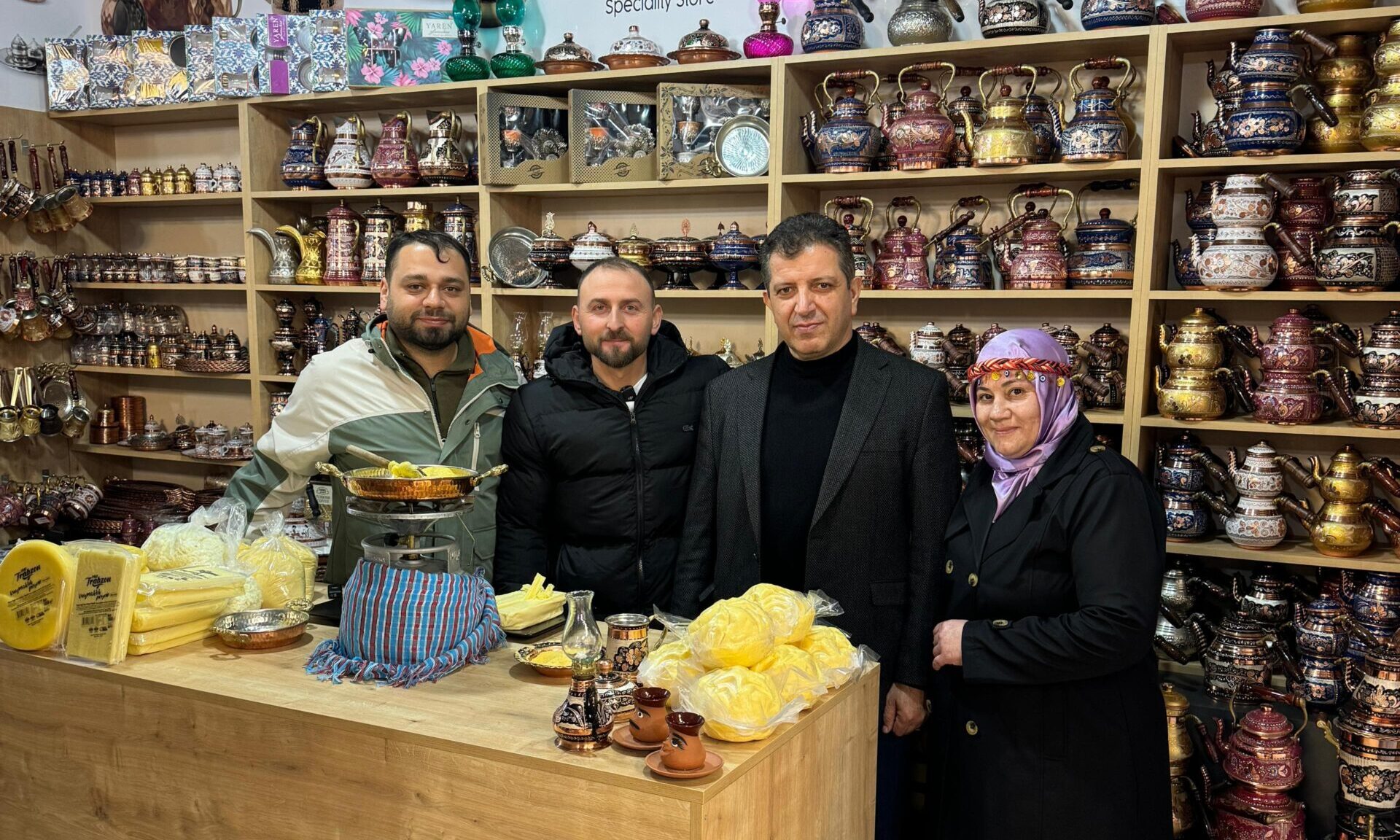 BALIKLA KONUŞAN ADAMDAN HAUNEDY’DE KUYMAK ŞOVU