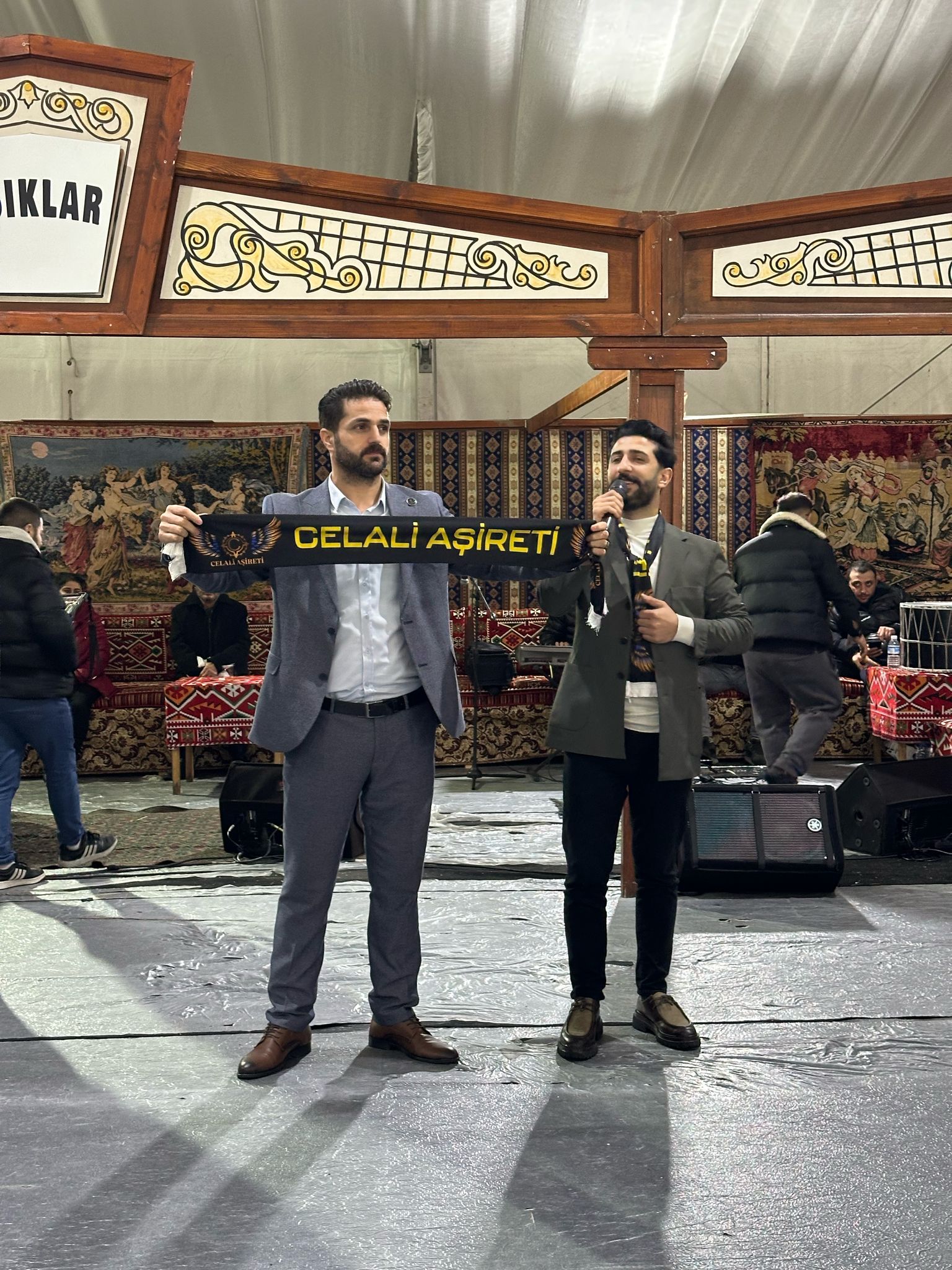 Ahmet Tatar Demir ve Celâlî Aşireti'nin "Kızlar Okusun" Kampanyası
