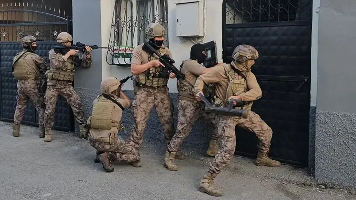 Bakan Yerlikaya Duyurdu: 56 İlde 166 Şüpheli Yakalandı