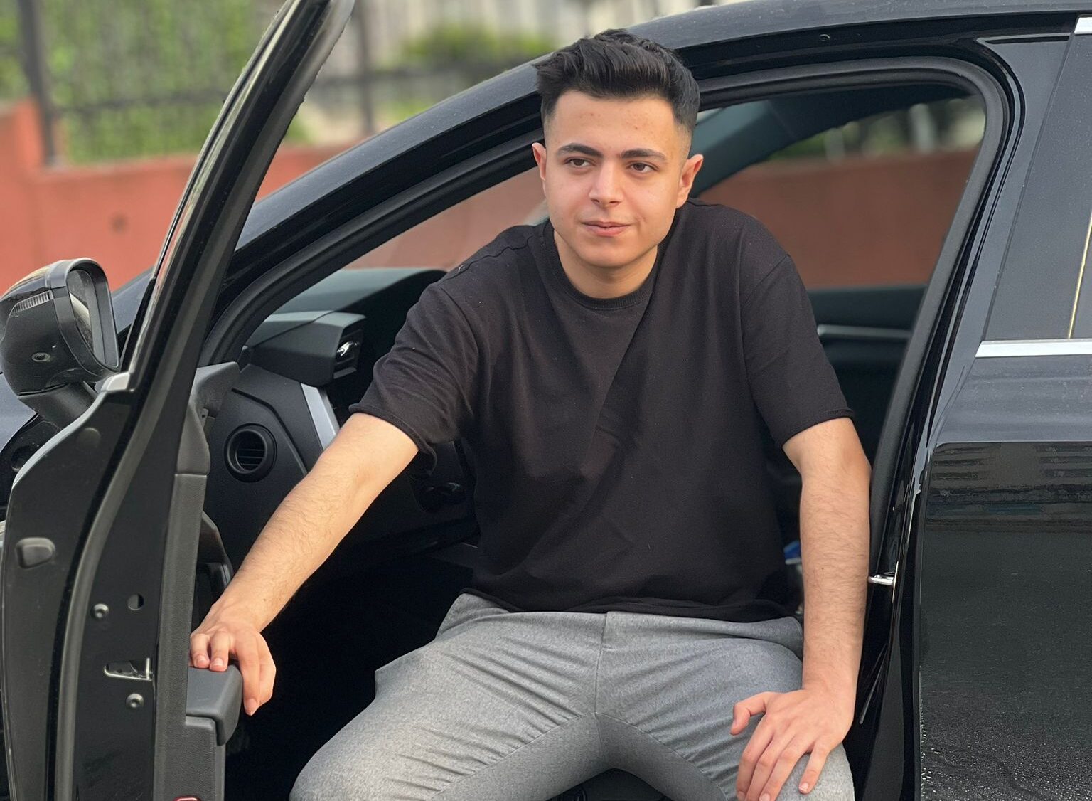 Yusuf Aybak: Genç Nesillere Örnek Bir İş İnsanı