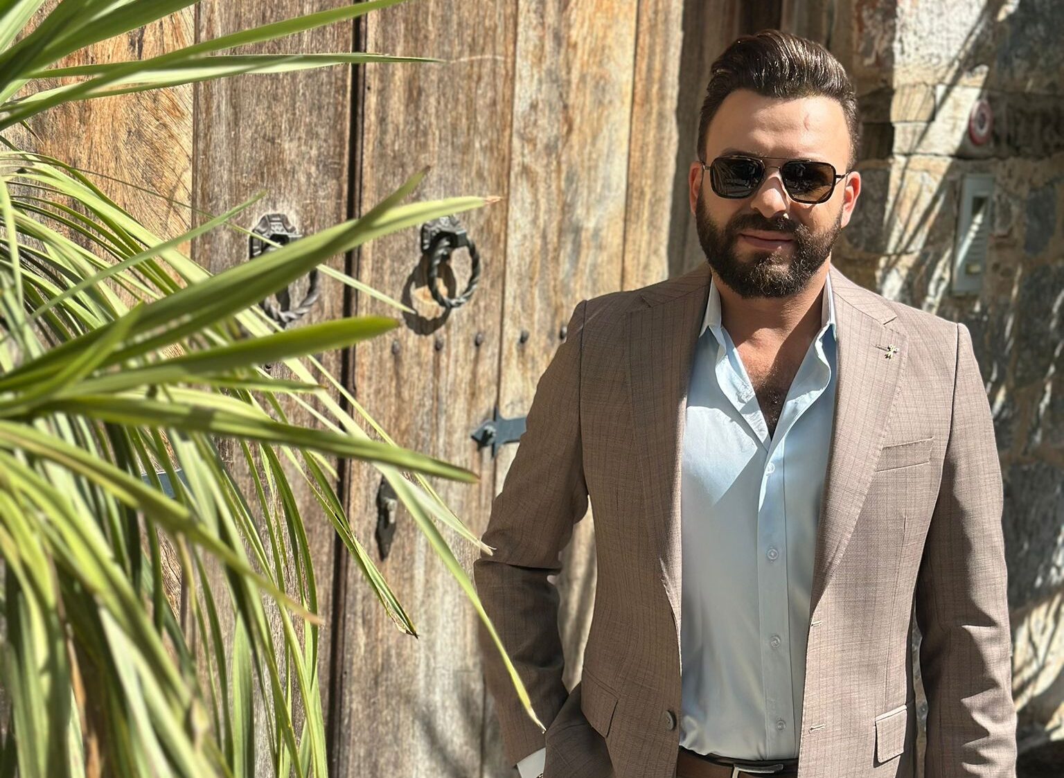 Mohamed Najar Türkiye’de: “Elinden Geleni Ardına Koyma” ile Müziğin Büyüsünü Sunuyor