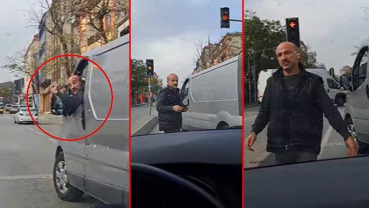 Ümraniye’de Trafik Tartışması: Hafif Ticari Araç Kadının Önünü Kesti