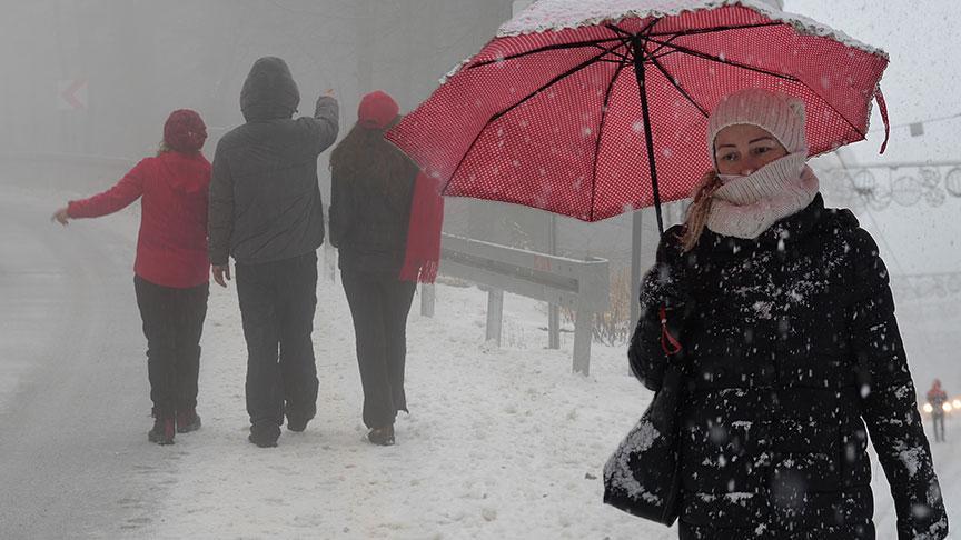 Türkiye Yağışlı Havanın Etkisine Giriyor: Meteoroloji’den Kuvvetli Sağanak Uyarısı