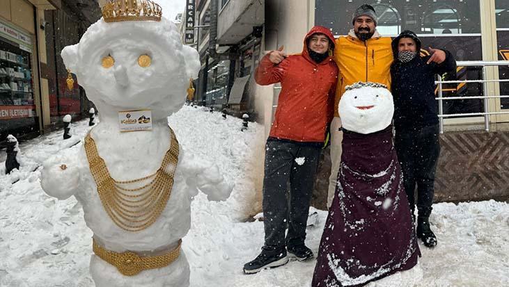 Gaziantep’te Kar Esnafı Durdurdu, Kardan Adamlar Müşteri Oldu