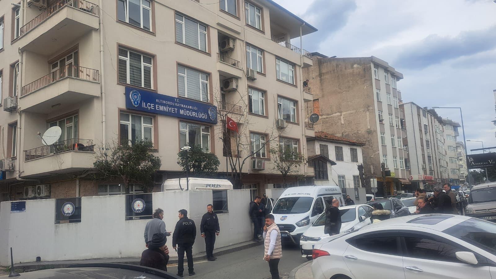 Boşanma Davası Nedeniyle İfade Vermeye Gelen Sefa Yılmaz, Polis Merkezinde Hayatını Kaybetti
