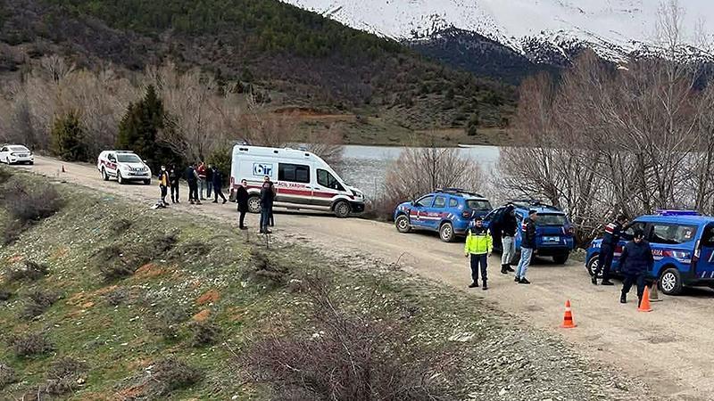Adana’da Gölette Kadın Cesedi Bulundu: Bahar Aksüt Hayatını Kaybetti
