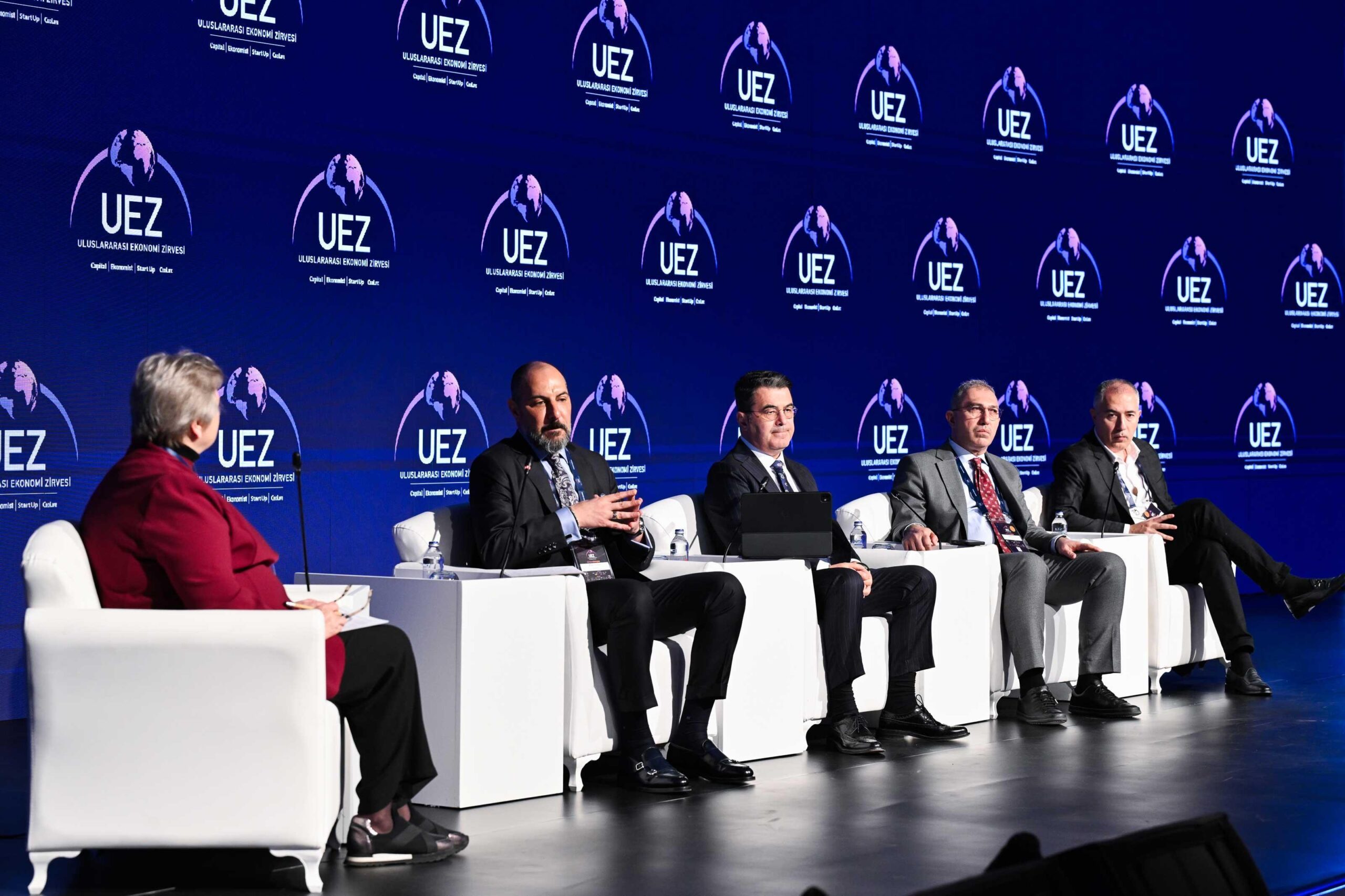 UEZ 2026’da Liderlik Tartışması: “Belirsizlik Çağında Güven, Veri ve İnsan Yönetimi Belirleyici Olacak”