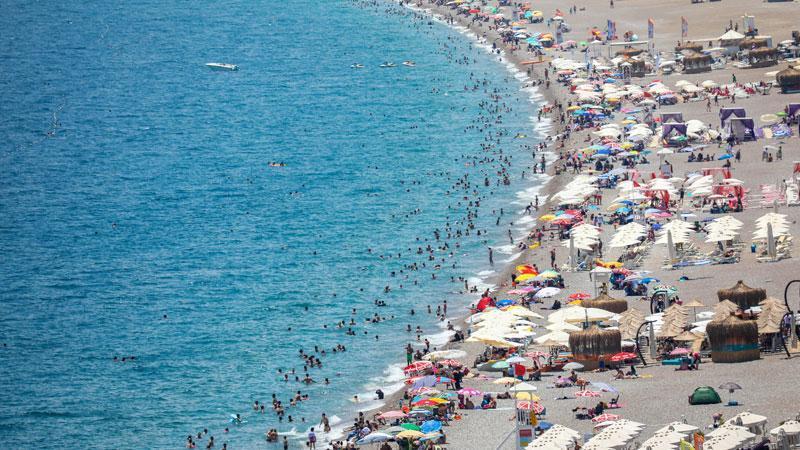 “9 günlük bayram tatili turizmi hareketlendirdi: Otellerde doluluk beklentisi yüzde 100’e yaklaşıyor”