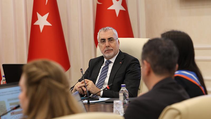 Bakan Işıkhan: Bilim Kurulu çalışma hayatı politikalarına yön veriyor