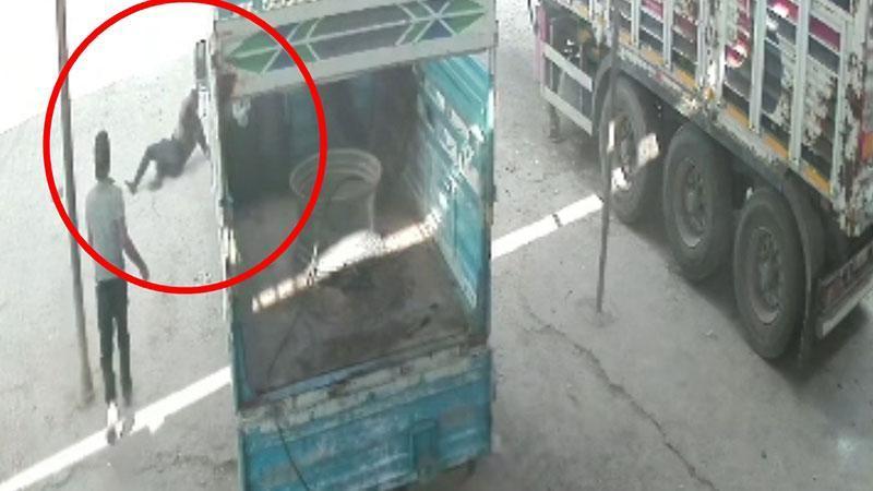 Hava Basılan Lastik Bomba Gibi Patladı: 2 İşçi Yaralandı