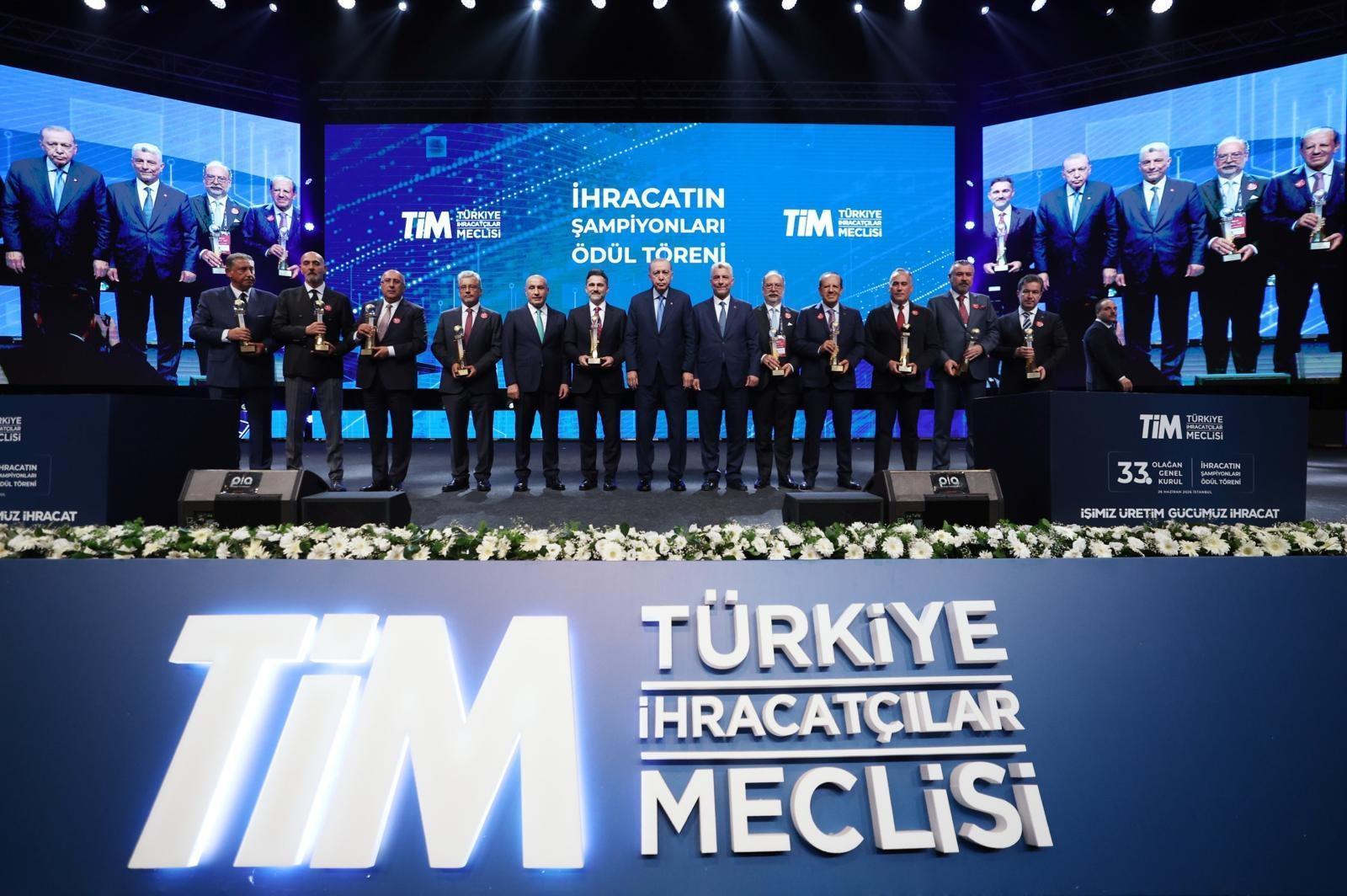 PEGASUS, TÜRKİYE’NİN HİZMET İHRACATINDAKİ PAYIYLA ÖDÜLLENDİRİLDİ
