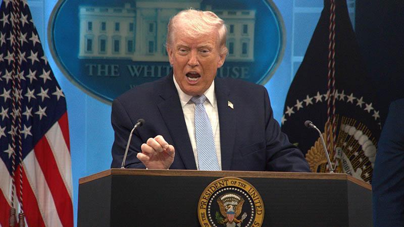 Trump’tan Sosyal Medyada Komünizm Uyarısı: “Tarihte Görülmemiş Bir Tehdit”