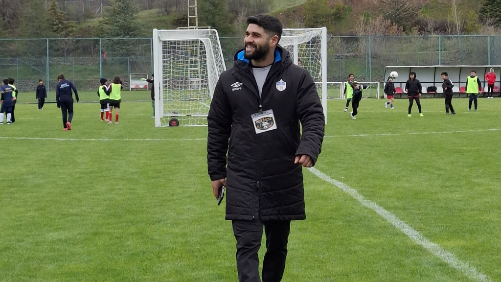 KAHRAMANKAZAN’DA SPORDA DENGELERİ DEĞİŞTİREN MODEL: MEHMET BOZKURT’TAN YENİ NESİL EĞİTİM HAMLESİ