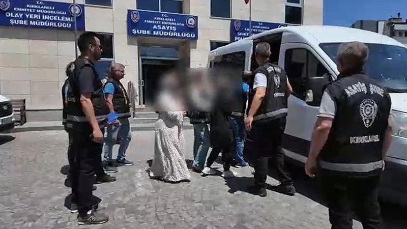 Change Araç Şebekesine Darbe: Ruhsatsız Silahlar ve Sahte Şase Etiketleri Ele Geçirildi