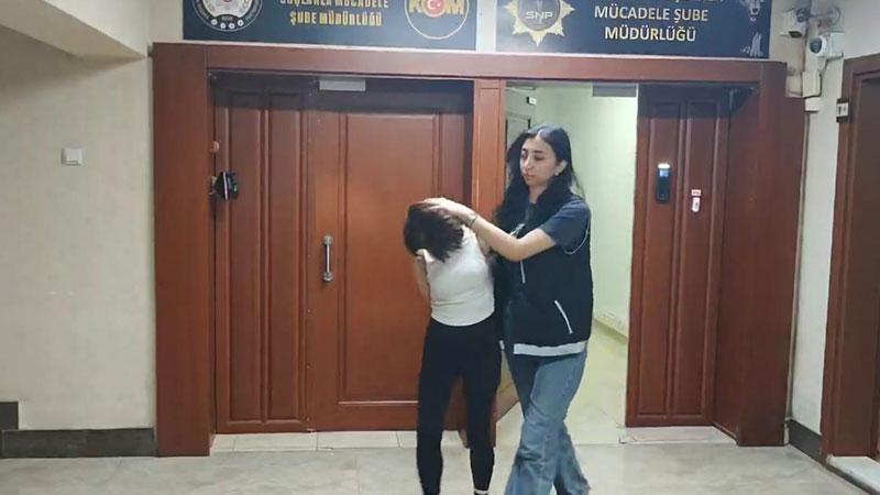 Arifiye Otogarı’nda Uyuşturucu Operasyonu: 49,73 Gram Metamfetamin Ele Geçirildi
